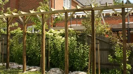 pergola build and fitting